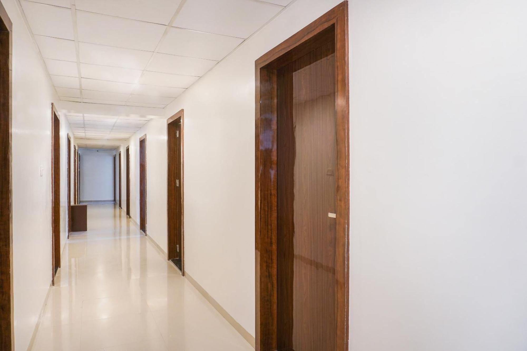 Hotel O Nitya Executive Phursungi المظهر الخارجي الصورة