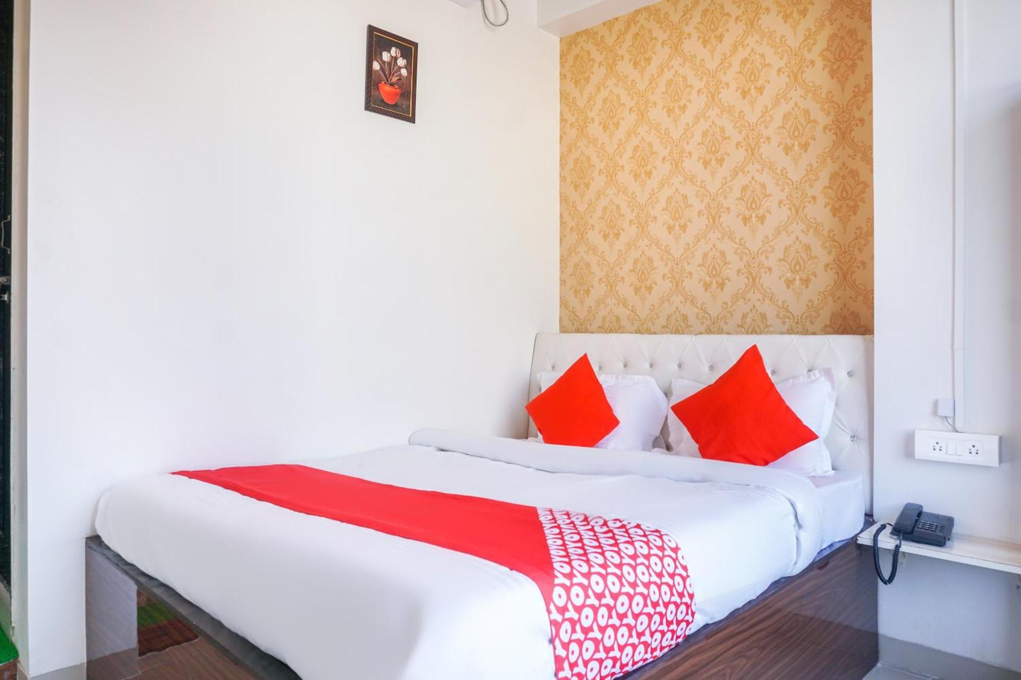 Hotel O Nitya Executive Phursungi المظهر الخارجي الصورة