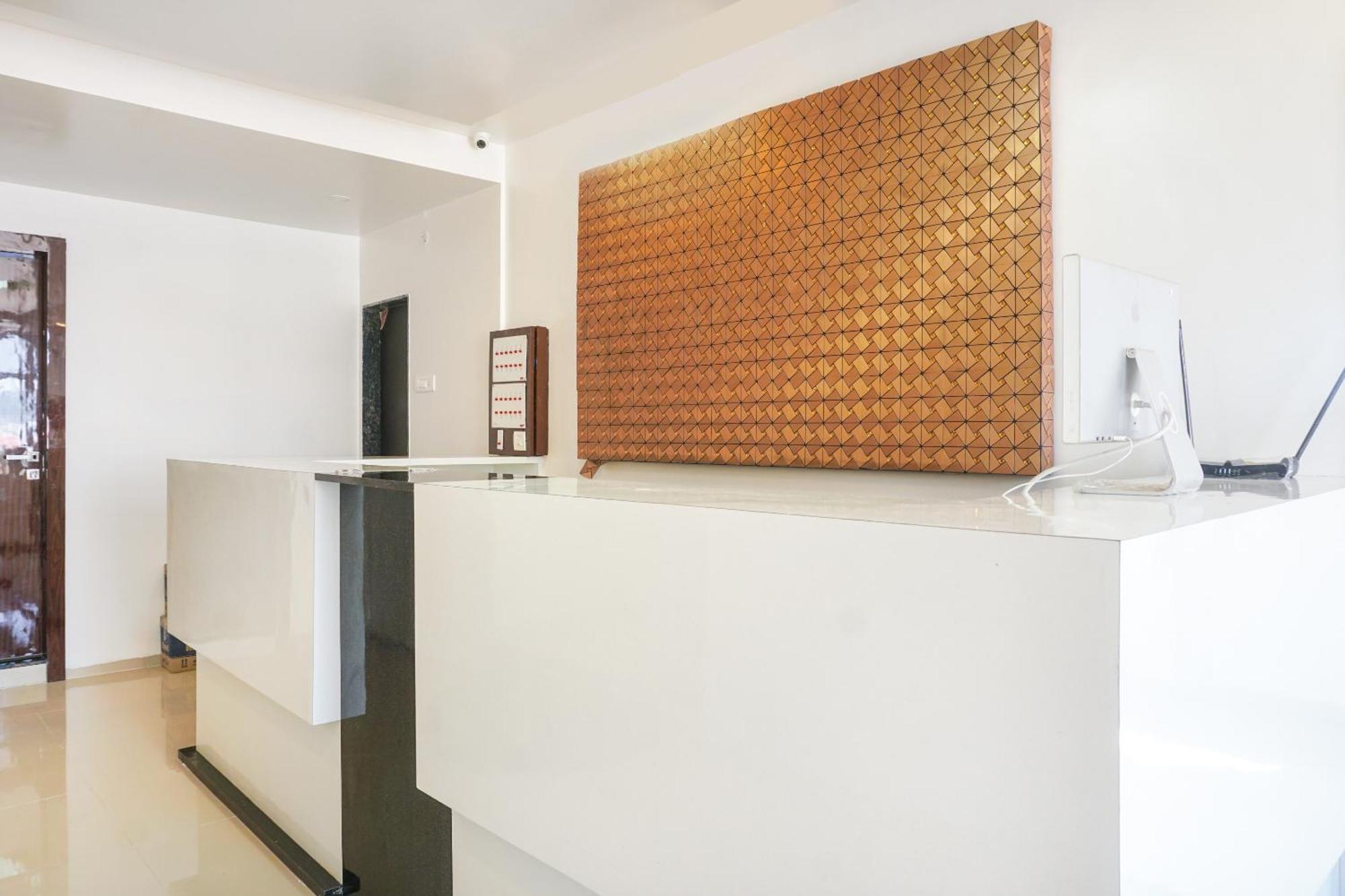 Hotel O Nitya Executive Phursungi المظهر الخارجي الصورة