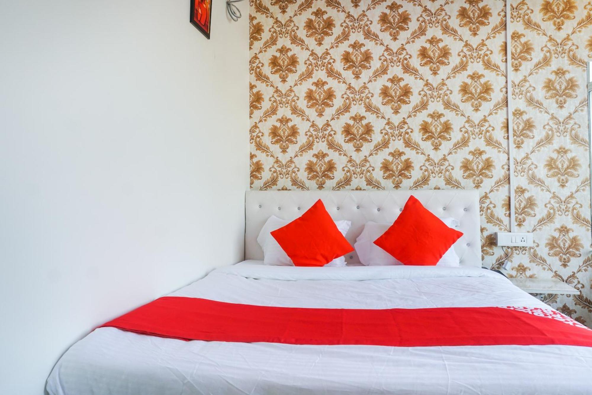 Hotel O Nitya Executive Phursungi المظهر الخارجي الصورة
